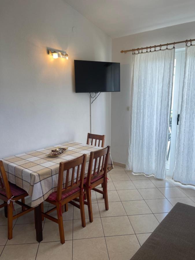 Apartmani Nada Primošten Exterior foto