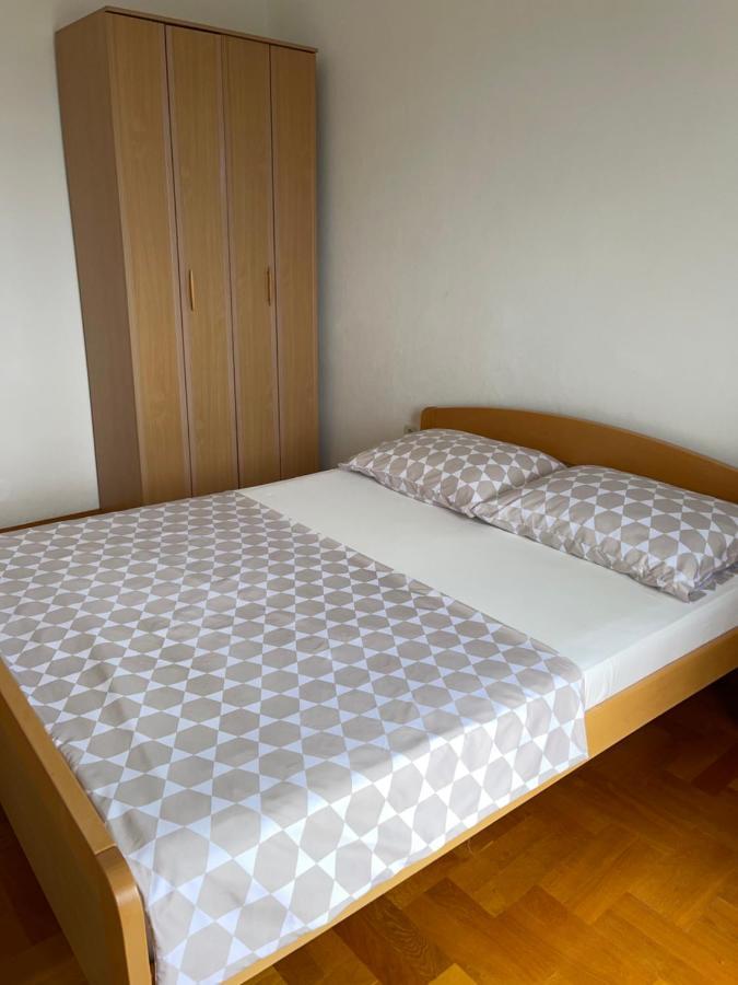 Apartmani Nada Primošten Exterior foto