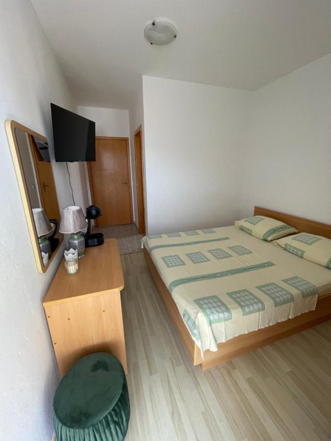 Apartmani Nada Primošten Exterior foto
